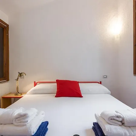 Casa de Férias Domus Carlotta With Sea View Villasimius Is Traias